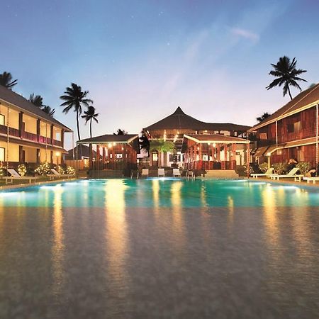 ซี ลากูน เฮลธ์ รีสอร์ต Hotel Kochi ภายนอก รูปภาพ