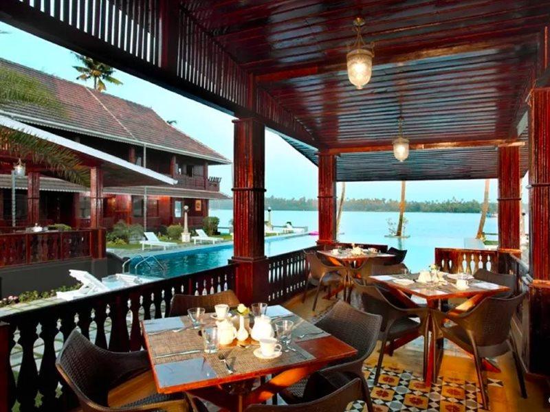 ซี ลากูน เฮลธ์ รีสอร์ต Hotel Kochi ภายนอก รูปภาพ