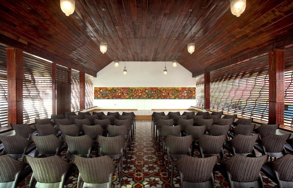 ซี ลากูน เฮลธ์ รีสอร์ต Hotel Kochi ภายนอก รูปภาพ