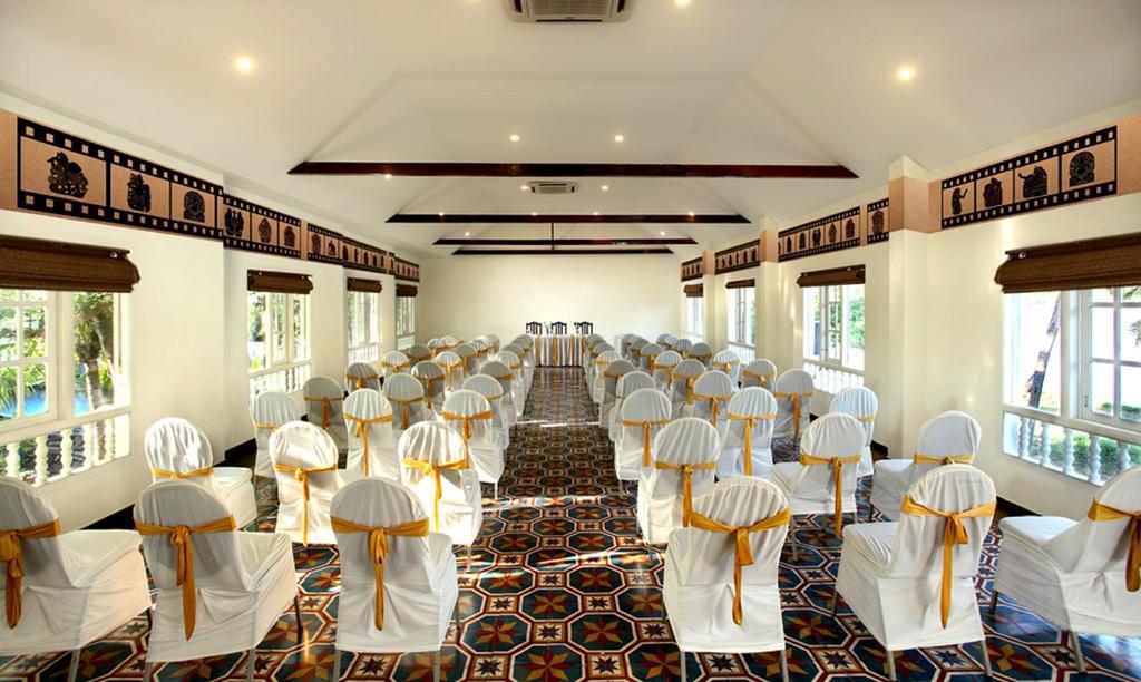 ซี ลากูน เฮลธ์ รีสอร์ต Hotel Kochi ภายนอก รูปภาพ
